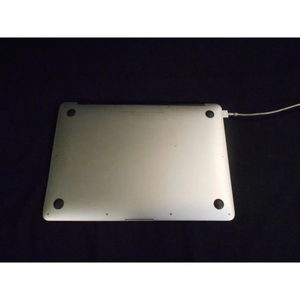 Macbook Air Sonoma i7